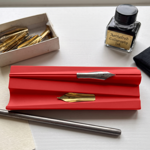Nib Block